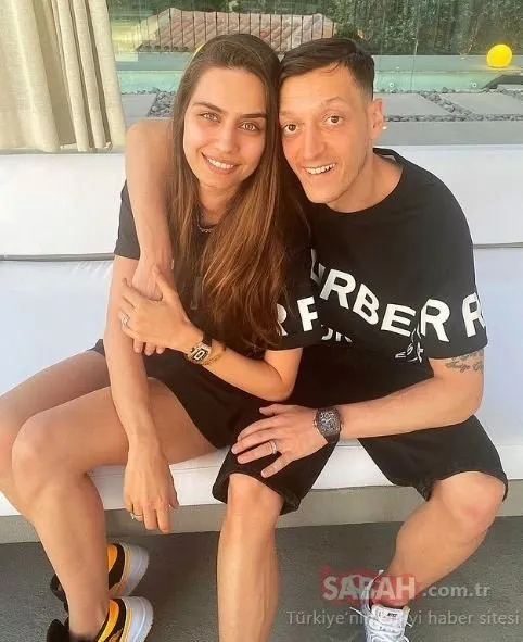 Mesut Özil ve Amine Gülşe’den servet değerinde poz! Fenerbahçeli Mesut Özil ve eşi Amine Gülşe poz verdi dikkatleri o detay çekti!