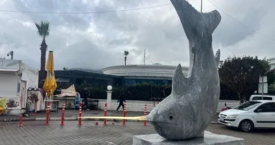 Marmaris’te heykel skandalı!