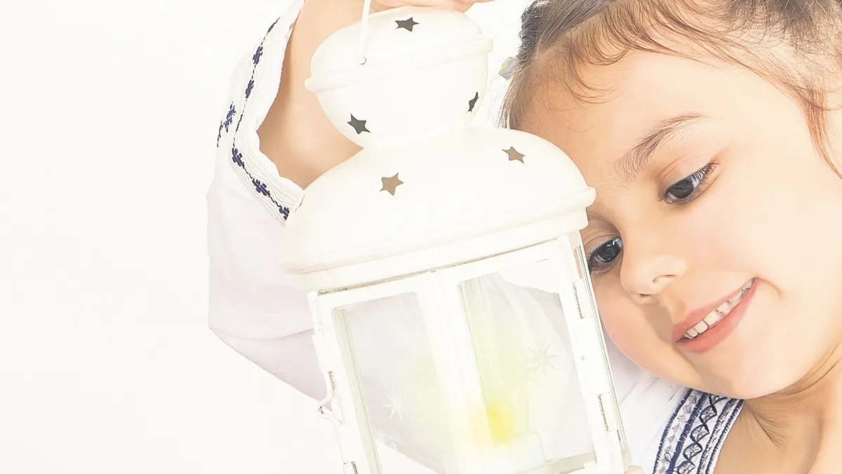 Çocuklar söylediklerimizle değil gördükleriyle öğrenir Çocuklar söylediklerimizle değil gördükleriyle öğrenir