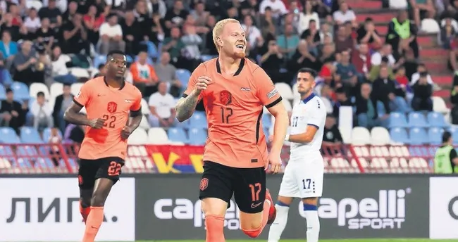 Meerdink attı Hollanda coştu