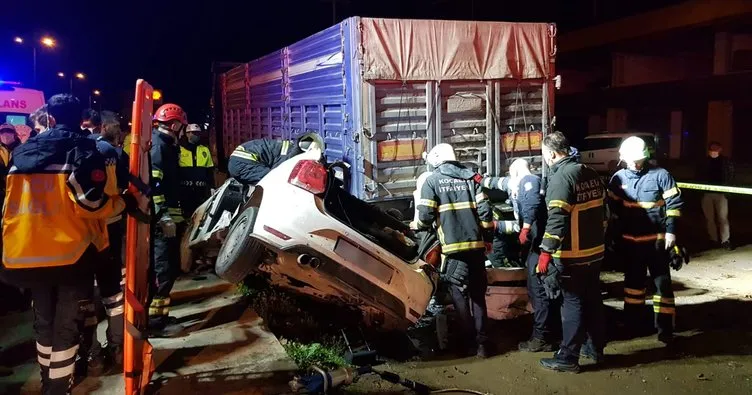 Kocaeli, kaza kurbanı gençlere ağlıyor