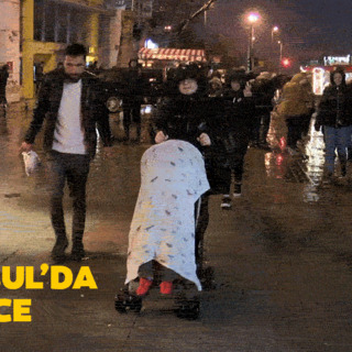 Son dakika: İstanbul'da fırtına etkisini artırıyor! Gece böyle gündüze döndü