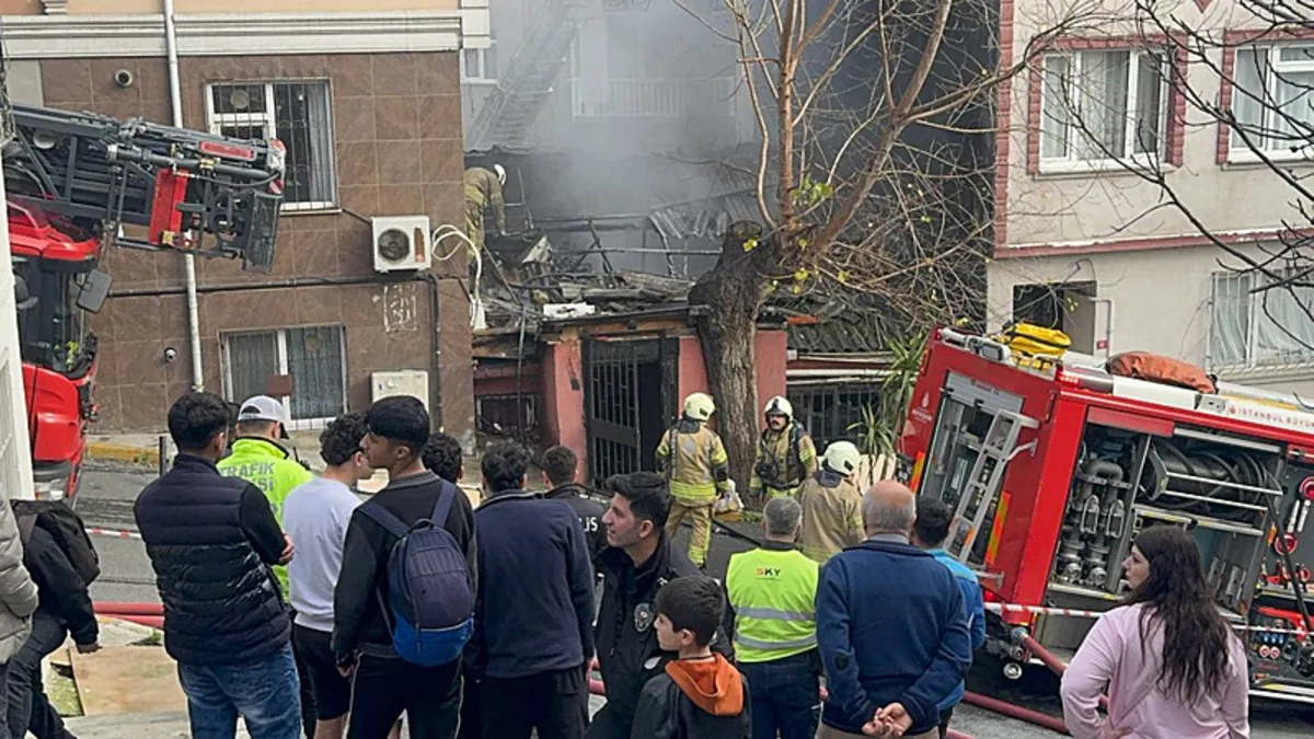 Bayoğlu’nda gecekondu yangını!