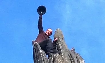 Truva Atı’ndan düşen kişi öldü