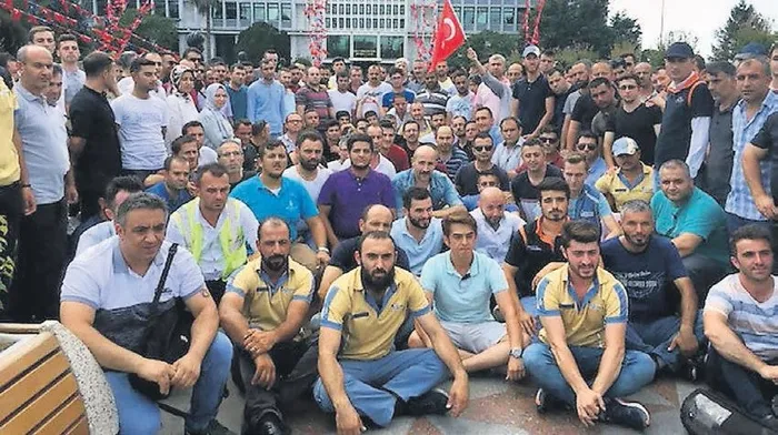 chp-5-yilda-binlerce-emekciyi-magdur-etti-1714507930052.jpeg