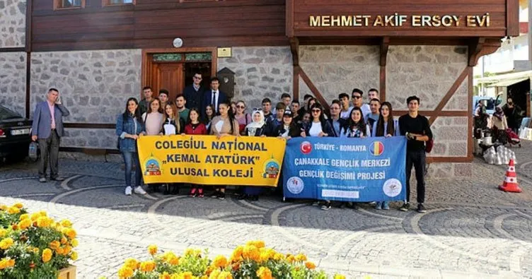 Romanyalı öğrenciler, Mehmet Akif’in evini gezdi