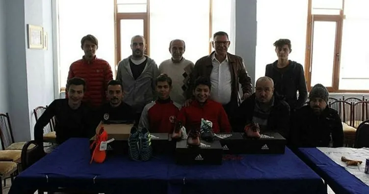 Başkan Duymuş, Bilecik’te futbolcular ve takım yöneticileriyle bir araya geldi