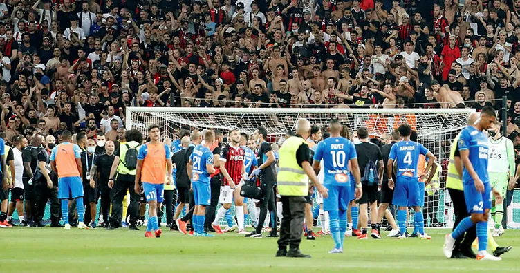 Son dakika: Cengiz Ünder’li Marsilya’nın Nice maçı yarıda kaldı! Taraftarlar sahaya girdi...