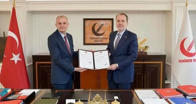 Yeniden Refah’da istifa depremi