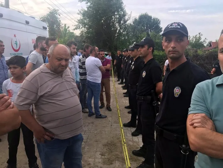 İmamı öldürdü, mahalleli saldırganı linç etmek istedi