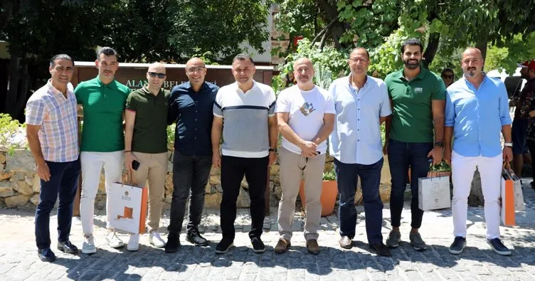 Alanya’da ’Turizm Zirvesi Toplantısı’ gerçekleştirildi