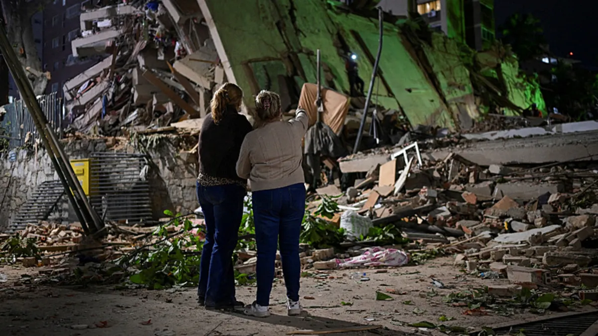 Venezuela’daki deprem faciasında bilanço ağırlaşıyor: Ölü sayısı 3 bin 811’e yükseldi Venezuela’daki deprem faciasında bilanço ağırlaşıyor: Ölü sayısı 3 bin 811’e yükseldi
