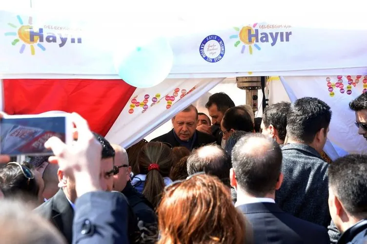 Cumhurbaşkanı Erdoğan’dan ’Hayır’ çadırına ziyaret