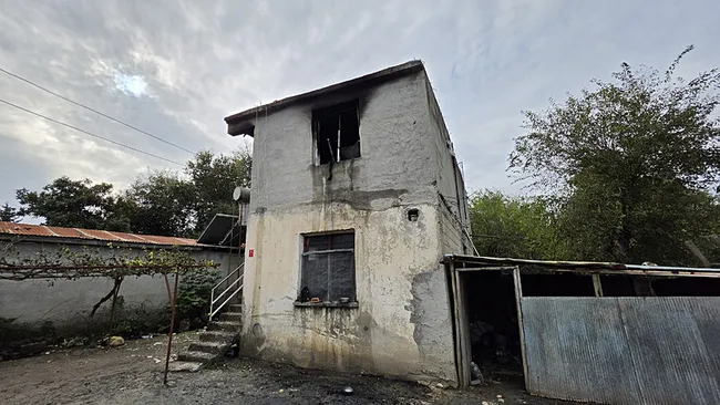 osmaniyede-yangin-evi-kule-cevirdi-1-erkek-cesedi-bulundu-1793460872877.jpg