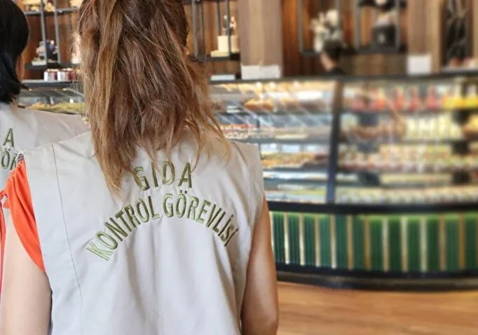 Bakanlık yeni listeyi paylaştı: Bu markalardan uzak durun! Gıda boyası bile katmışlar