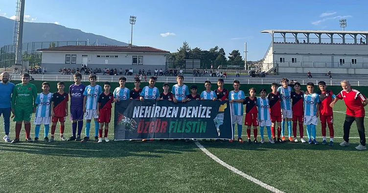 Karabük’te U-13 takımlarından Filistin’e destek