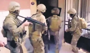 İzmir’de FETÖ operasyonu: 23 gözaltı