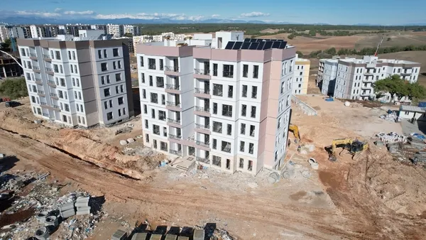 adanada-deprem-konutlarinda-sona-gelindi-1701332473317.jpg