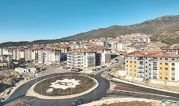 Afet konutlarının yolları tamamlanıyor