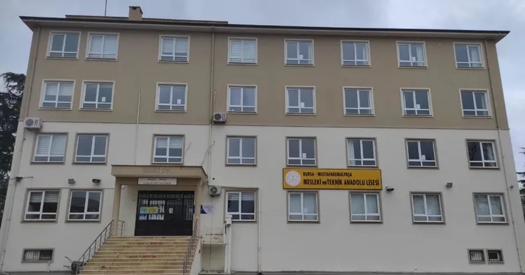 Öğrencisi olduğu okulun müdürü oldu