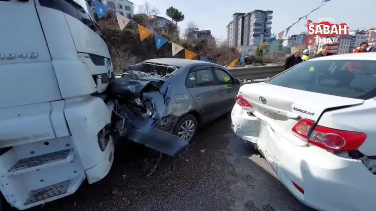 Samsun'da zincirleme trafik kazası: 1'i polis 3 yaralı | Video