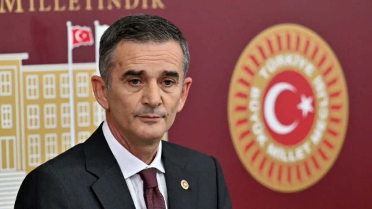 Son dakika | Ümit Dikbayır partisi CHP'den istifa etti