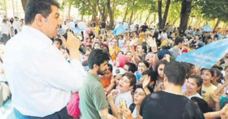 Öğrenciler başkan amcalarıyla piknikte