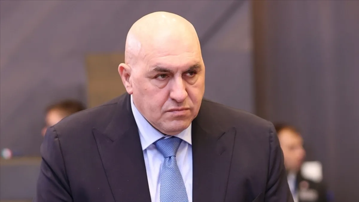 İtalya bu gündemle çalkalanıyor! Savunma Bakanı Duabi’de mahsur kaldı İtalya bu gündemle çalkalanıyor! Savunma Bakanı Duabi’de mahsur kaldı