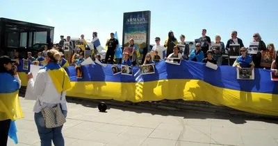 İstanbul’daki Ukraynalılar Rusya’nın zafer gününü protesto etti