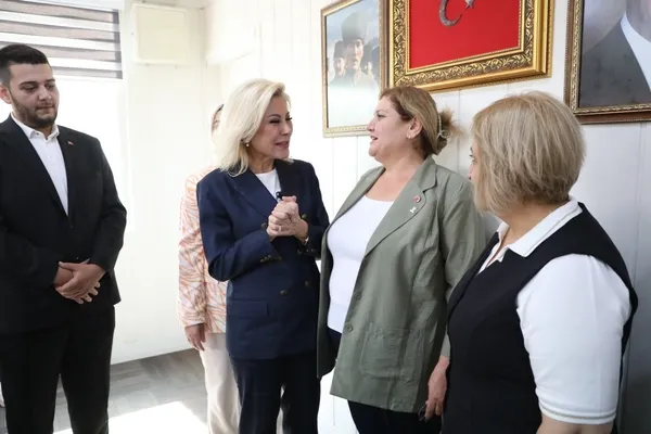 yeni-partili-demir-ak-partiye-gecti-cumhur-ittifaki-cogaliyor-chp-ve-yeni-parti-eriyor-1789569514893.jpg