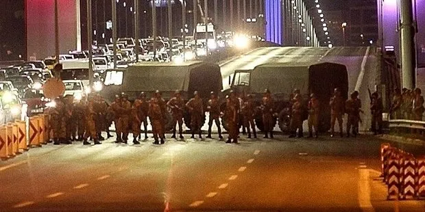 FETÖ'nün kanlı darbe girişimi böyle geldi! 17/25 Aralık kumpasından 15 Temmuz ihanetine