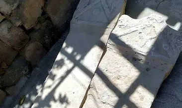 Son Dakika: Polisin operasyon düzenlediği evde Roma dönemine ait mezar taşları bulundu