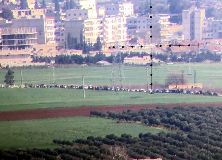 Büyük harekat öncesi siviller Afrin’den ayrılıyorlar...