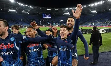 Napoli, son dakika golüyle Lazio’yu devirdi ve liderliğe yükseldi!