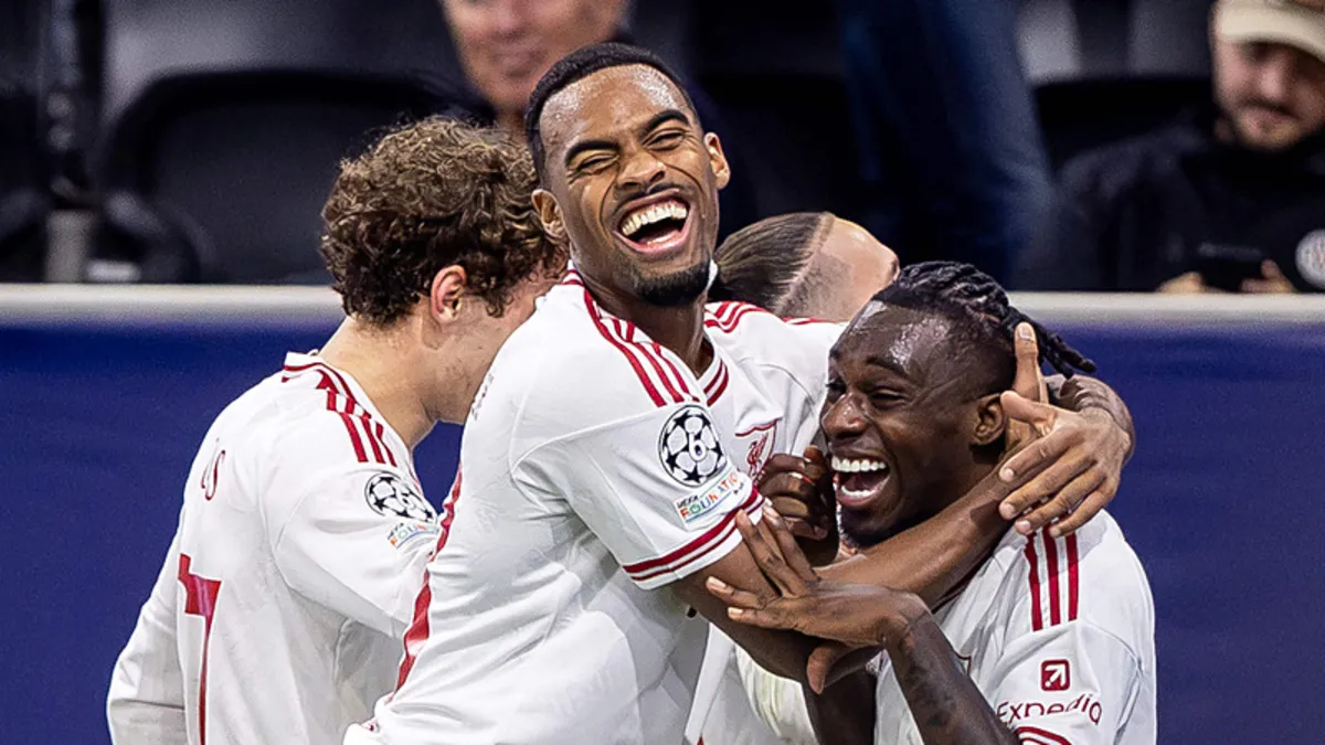 9 gollü maçta kazanan Liverpool