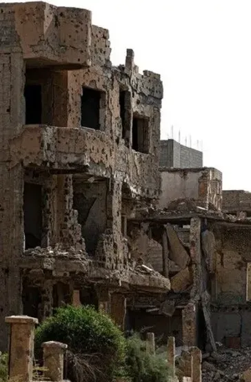 İsrail ordusu boş binayı patlattı