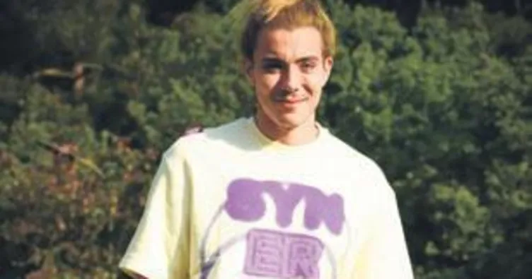 Müzik listelerini fena karıştırdı