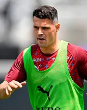 Chelsea, Granit Xhaka ile anlaştı!