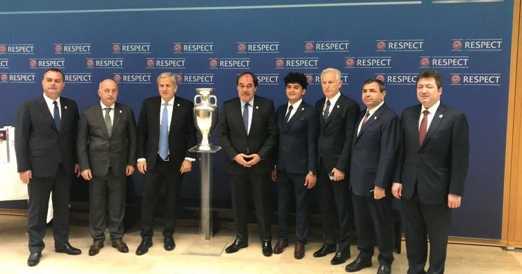 TFF, UEFA EURO 2024 adaylık dosyasını sundu