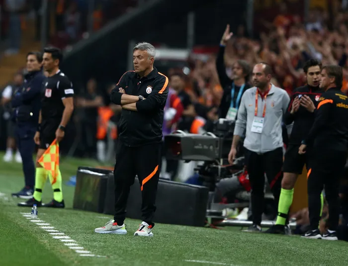 son-dakika-galatasaray-haberleri-domenec-torrent-suskunlugunu-bozdu-turkiyedeki-sorun-1667651331336.jpg