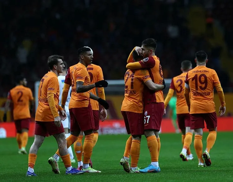 Son dakika: Galatasaray-Trabzonspor derbisi öncesi Burak Elmas’tan flaş karar! Liderde 7 eksik...
