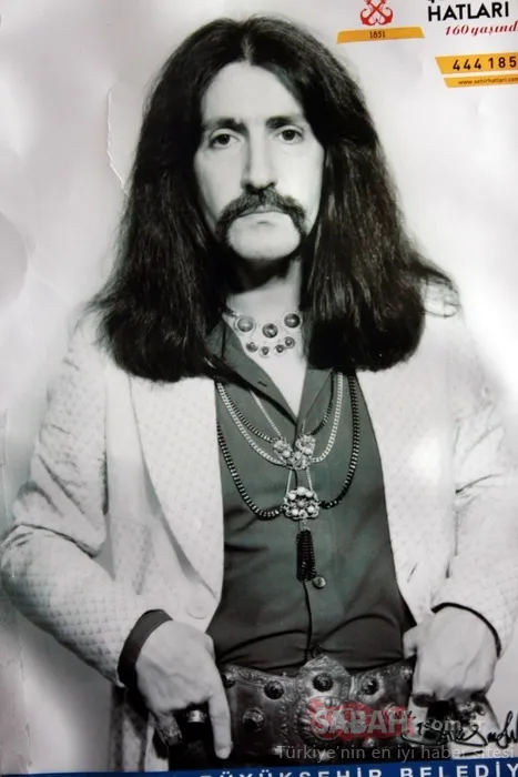 Hepimiz onu ’Barış Abi’ olarak tanıdık ama... Merhum sanatçı Barış Manço’nun oğlu yıllar sonra açıkladığı gerçekle şoke etti!