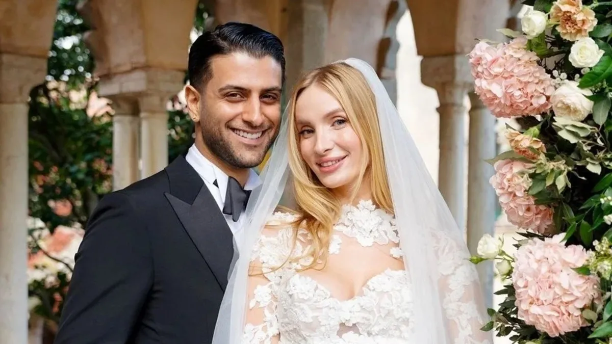 Eşine aşkını haykırdı!