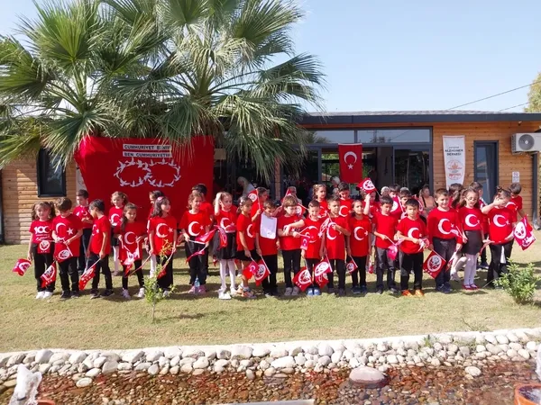 fethiye-alzheimer-dernegi-100yil-coskusu-yasadi-1698497593236.jpg