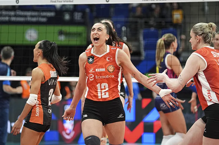 cev-sampiyonlar-liginde-turk-finali-eczacibasi-dynavit-vakifbank-1777752435619.jpeg