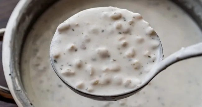 Soğuk Çorba Tarifleri - Yazın Yoğurtlu Ayran Aşı Soğuk Çorba Tarifi Nasıl Yapılır?