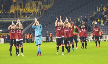 5 isimle yollar ayrıldı