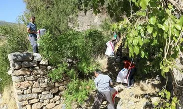 Terör nedeniyle hasret kaldıkları köylerini 30 yıl sonra gördüler #hakkari Terör nedeniyle hasret kaldıkları köylerini 30 yıl sonra gördüler #hakkari