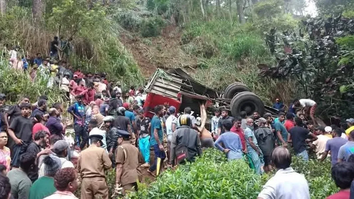 Ekvador’da otobüs kazası: 21 ölü, 40 yaralı Ekvador’da otobüs kazası: 21 ölü, 40 yaralı
