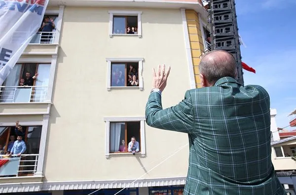 Cumhurbaşkanı Erdoğan’ın İstanbul programından ilginç kareler